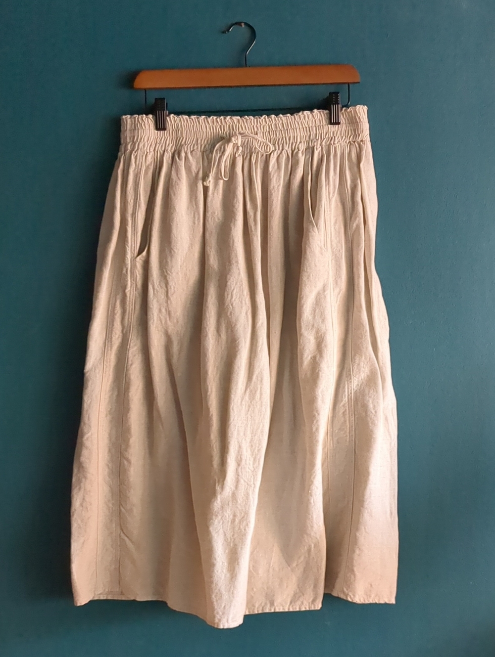 100% Linen NAIF Gathered Midi Skirt In Natural With Pockets
